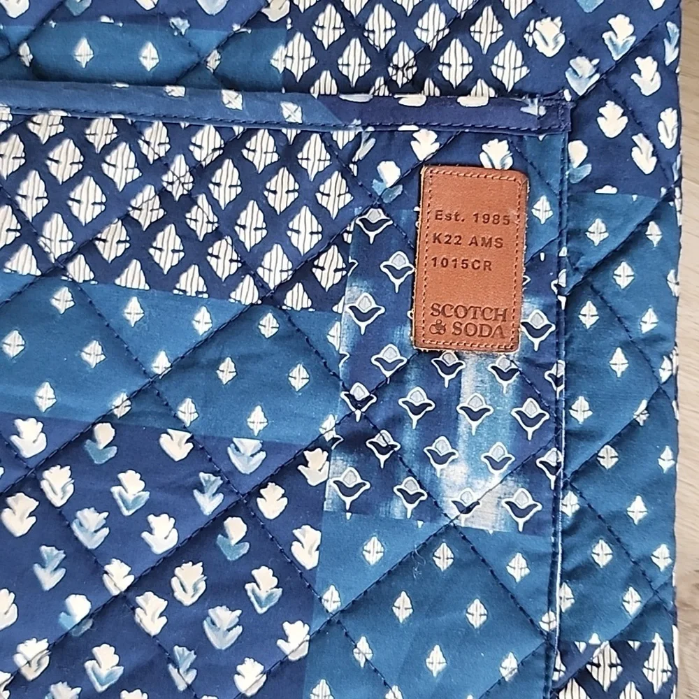 Scotch & Soda Printed QuiltedOvershirt in Blue for Men size small - Picture 4 of 11